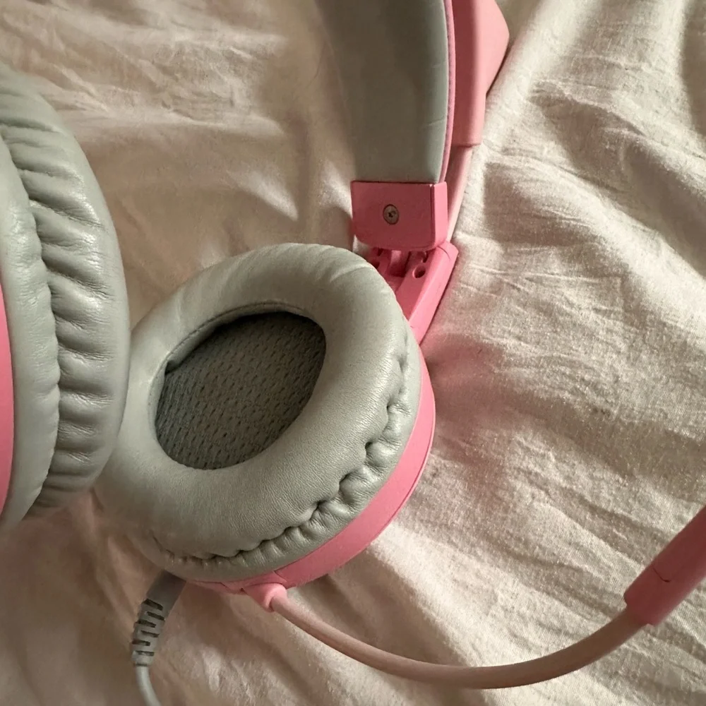 Pink and Gray Over-Ear Headphones with Cat Ears - Picture 3 of 9